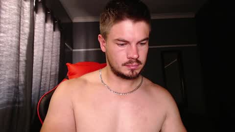 blueeyeboy0 online show from December 18, 2024, 7:47 am