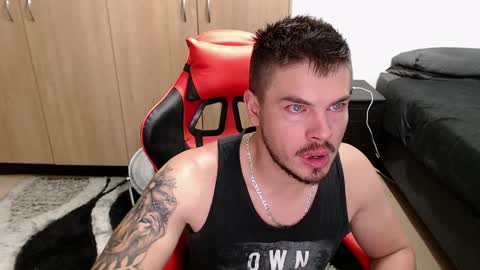 blueeyeboy0 online show from January 21, 2025, 8:54 pm