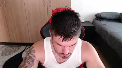 blueeyeboy0 online show from January 30, 2025, 9:04 am