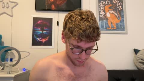 blueeyedtallguy online show from December 8, 2024, 7:15 am