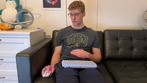 blueeyedtallguy online show from January 10, 2025, 4:22 am