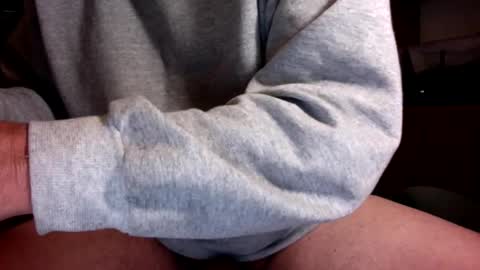 Snapshot of bluegreen65 chatting on February 25, 2025, 7:25 pm Bluegreen65 online show from February 25, 2025, 7:25 pm