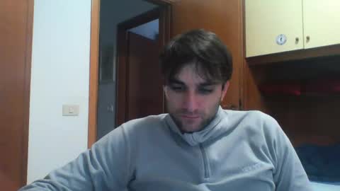 bluejoee online show from December 22, 2025, 8:33 am