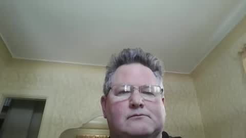 Snapshot of bluemoose70 chatting on February 28, 2026, 4:52 pm bluemoose70 online show from February 28, 2026, 4:52 pm