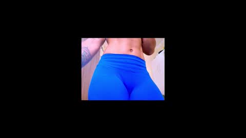 Snapshot of bluemysticlady chatting on December 23, 2025, 10:46 am FLORAA online show from December 23, 2025, 10:46 am