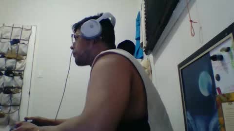 Snapshot of bluevegeta143 chatting on February 26, 2026, 9:52 am bluevegeta143 online show from February 26, 2026, 9:52 am