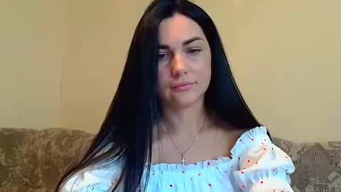 Kelly online show from June 8, 2026, 10:15 am