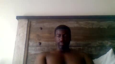 bluuthunder1914 online show from July 22, 2026, 2:42 pm