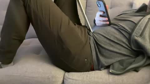 Snapshot of bmclovin_7 chatting on February 24, 2025, 5:00 am bmclovin_7 online show from February 24, 2025, 5:00 am