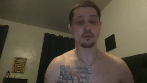 Snapshot of bmiichael327 chatting on January 14, 2026, 5:24 am bmiichael327 online show from January 14, 2026, 5:24 am