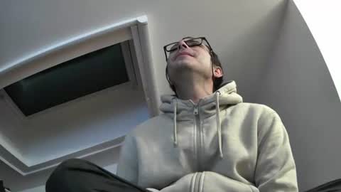 bo22222222 online show from November 9, 2025, 10:19 pm