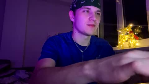 Snapshot of bob_bucks chatting on February 1, 2026, 9:13 pm bob_bucks online show from February 1, 2026, 9:13 pm