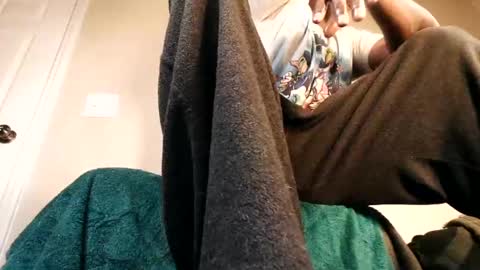 Snapshot of bobbiebone chatting on March 5, 2025, 10:33 am bobbiebone and company online show from March 5, 2025, 10:33 am