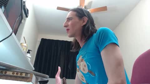 Snapshot of bobbiebunnie chatting on January 11, 2026, 6:46 pm Bobbie Bunnie online show from January 11, 2026, 6:46 pm