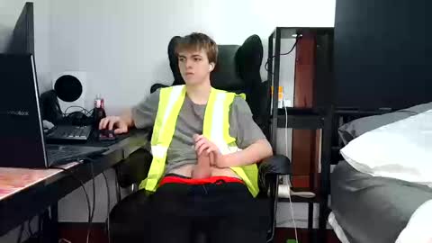 bobby72738 online show from October 13, 2025, 2:55 am