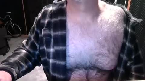 BobbyHill27b online show from February 3, 2025, 3:20 am