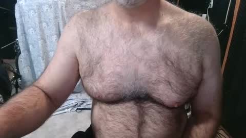 Snapshot of bobbyhill27b chatting on February 3, 2026, 2:55 pm BobbyHill27b online show from February 3, 2026, 2:55 pm