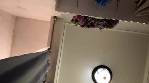 Snapshot of bobfish663 chatting on February 8, 2026, 11:19 pm bobfish663 online show from February 8, 2026, 11:19 pm