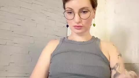 Snapshot of bobwig4 chatting on December 1, 2025, 8:47 pm Tips prfr 11-55-111 tok online show from December 1, 2025, 8:47 pm