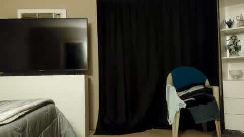 boca34345 online show from October 6, 2025, 9:56 pm