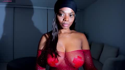 Snapshot of body_desire chatting on September 10, 2025, 9:42 am danna online show from September 10, 2025, 9:42 am