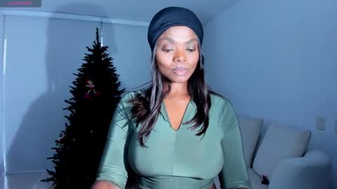 Snapshot of body_desire chatting on November 15, 2025, 10:37 pm danna online show from November 15, 2025, 10:37 pm