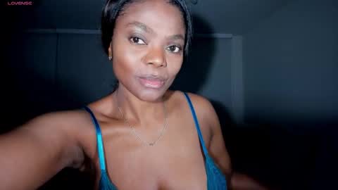 Snapshot of body_desire chatting on November 29, 2025, 10:18 am danna online show from November 29, 2025, 10:18 am