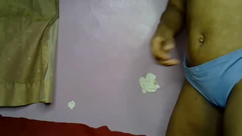 Snapshot of body_desire1 chatting on December 14, 2025, 8:13 pm body_desire1 online show from December 14, 2025, 8:13 pm