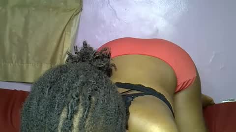 Snapshot of body_desire1 chatting on December 16, 2025, 9:20 pm body_desire1 online show from December 16, 2025, 9:20 pm