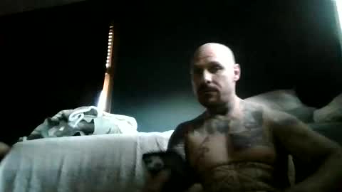 Snapshot of bodyart85_19 chatting on January 7, 2026, 10:45 pm Bodyart85 19 online show from January 7, 2026, 10:45 pm