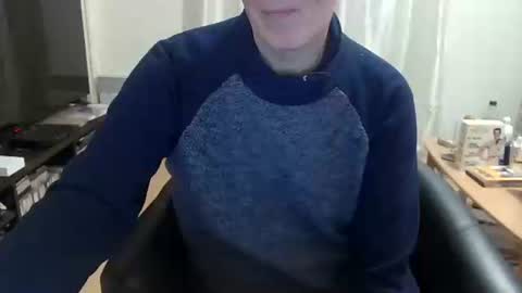 Snapshot of bogus25 chatting on December 13, 2025, 8:04 pm bogus25 online show from December 13, 2025, 8:04 pm