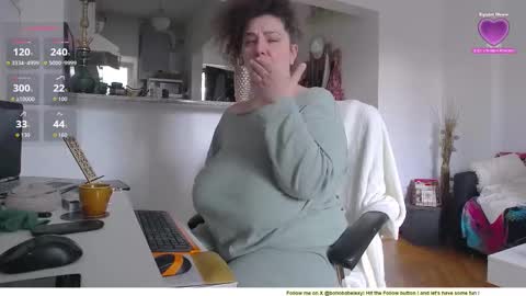 Snapshot of bohobabelexy chatting on November 18, 2025, 8:08 am BohoBabeLaxy online show from November 18, 2025, 8:08 am