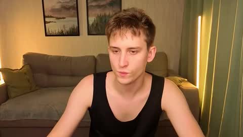 ALEXPVT IS OPEN online show from October 26, 2025, 6:19 am