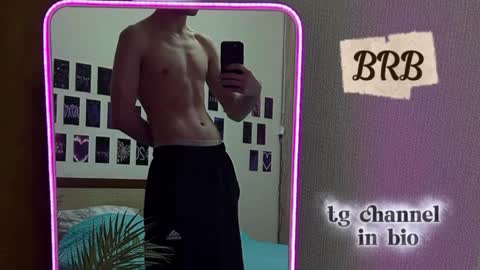 ALEXPVT IS OPEN online show from November 3, 2025, 10:38 am