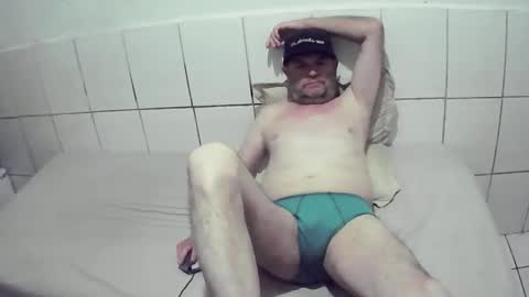 Snapshot of bolado23 chatting on September 15, 2025, 6:52 pm Cesar Augusto Pierdona online show from September 15, 2025, 6:52 pm