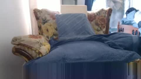 Snapshot of bolbil1 chatting on March 2, 2025, 3:27 pm bolbil1 online show from March 2, 2025, 3:27 pm