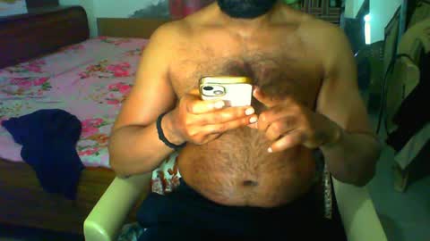 Chris B online show from April 7, 2026, 6:52 pm