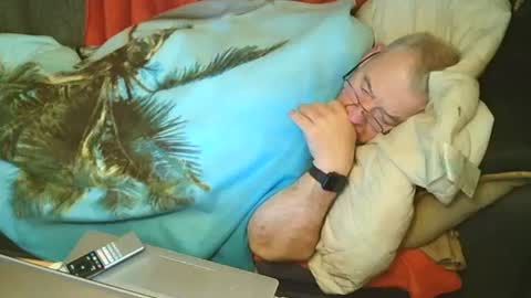 Snapshot of bomber59potsdam chatting on December 19, 2024, 8:44 pm Bomber59potsdam online show from December 19, 2024, 8:44 pm