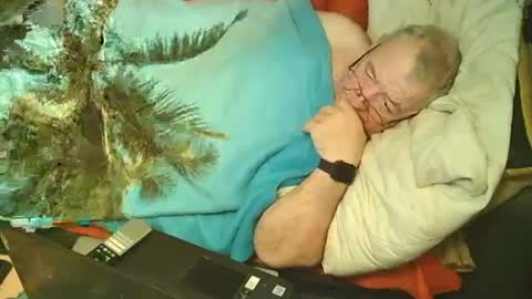 Snapshot of bomber59potsdam chatting on January 5, 2025, 11:55 pm Bomber59potsdam online show from January 5, 2025, 11:55 pm