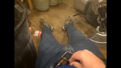 Snapshot of bombinshaman chatting on December 1, 2025, 4:23 pm bombinshaman online show from December 1, 2025, 4:23 pm