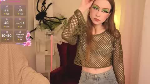 Karen online show from November 1, 2025, 4:09 pm