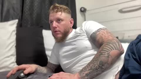 Snapshot of boner4you1994 chatting on January 19, 2026, 6:28 am boner4you1994 online show from January 19, 2026, 6:28 am