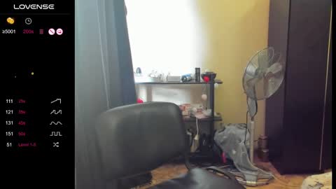 Snapshot of boni_nell__ chatting on February 26, 2025, 8:37 am Nell online show from February 26, 2025, 8:37 am