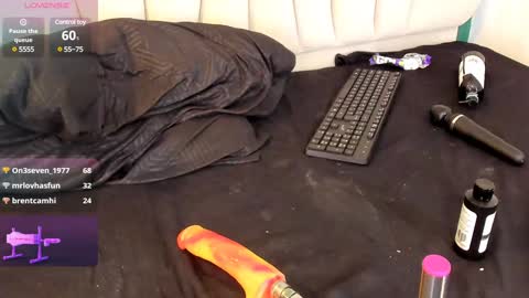 bonieklent online show from January 27, 2025, 5:58 am