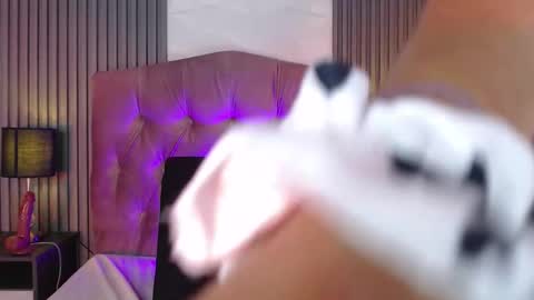 Snapshot of bonnali_lune chatting on October 21, 2025, 11:05 pm bonnali_lune online show from October 21, 2025, 11:05 pm