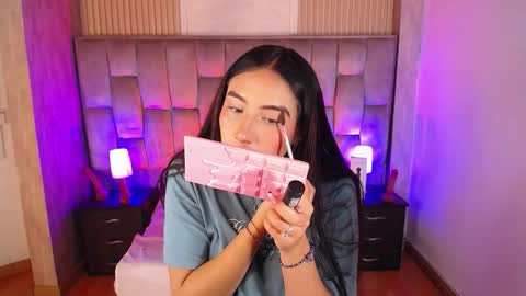 Snapshot of bonnali_lune chatting on November 8, 2025, 4:40 pm bonnali_lune online show from November 8, 2025, 4:40 pm