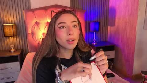 Snapshot of bonnali_lune chatting on February 21, 2026, 8:32 pm bonnali_lune online show from February 21, 2026, 8:32 pm