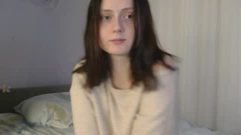 Snapshot of bonne_chance chatting on November 10, 2025, 3:00 pm bonne_chance online show from November 10, 2025, 3:00 pm