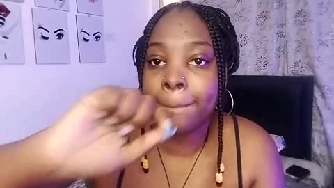 bonnie online show from October 12, 2025, 1:54 pm