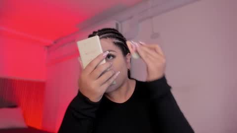 Bonnie  online show from November 24, 2025, 11:21 am